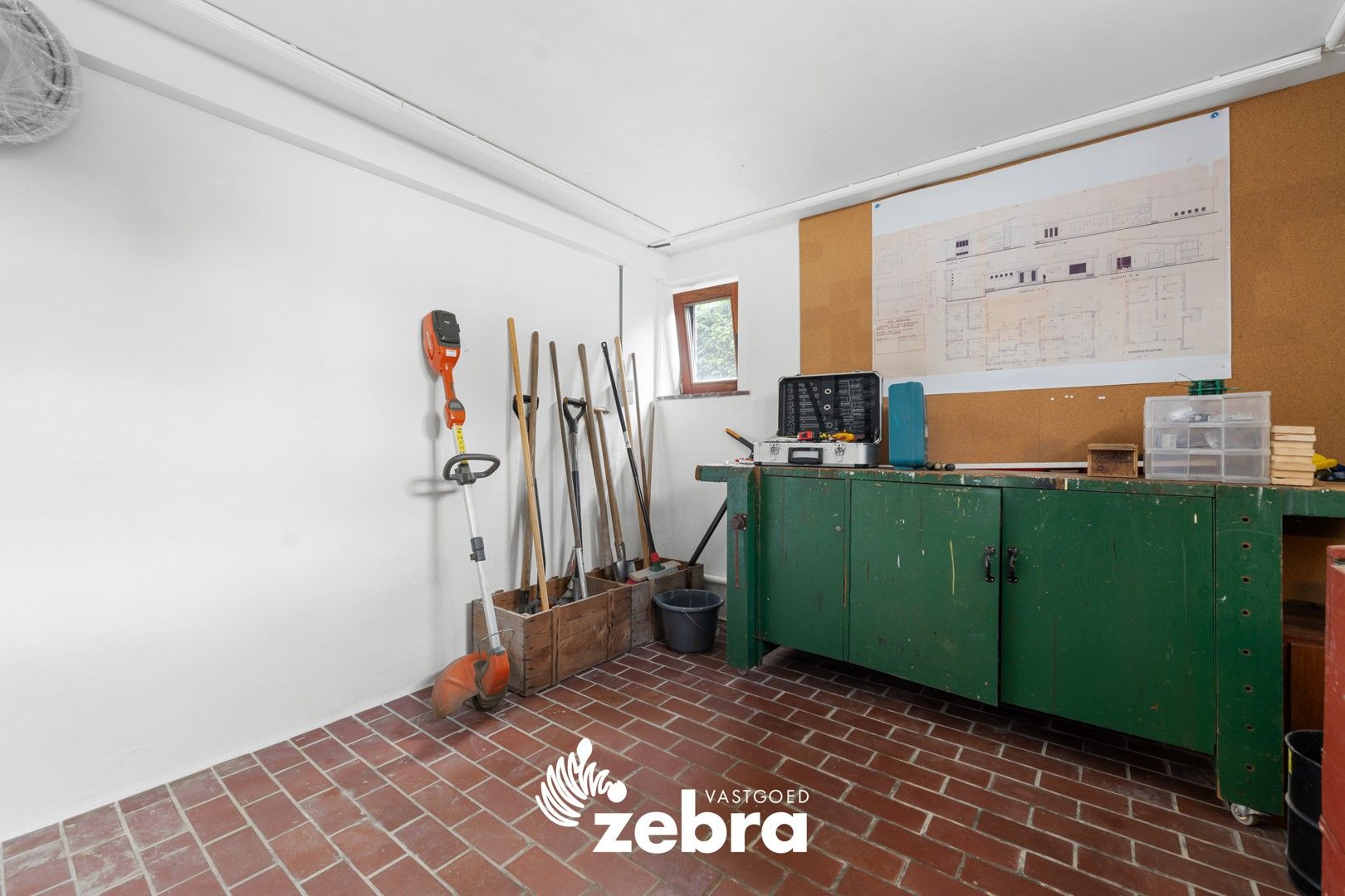 Instapklare villa met karakter op royaal perceel van 1392 m² nabij centrum Roeselare! foto 20
