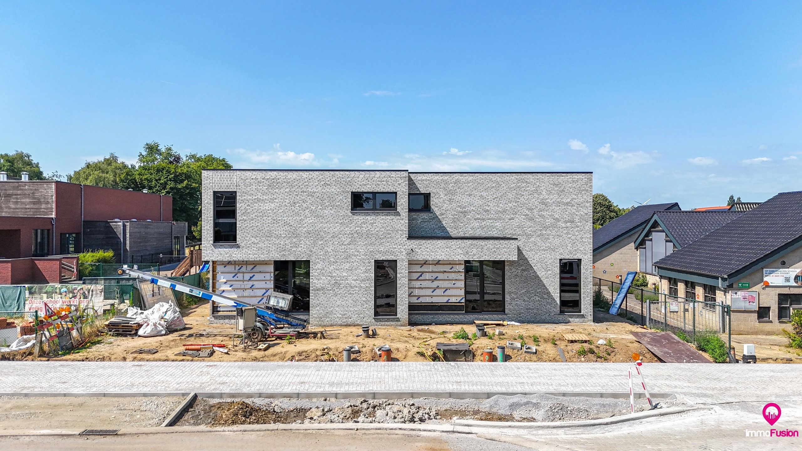 Moderne casco woning met 4slpks en bureauruimte in Boekt! foto 2