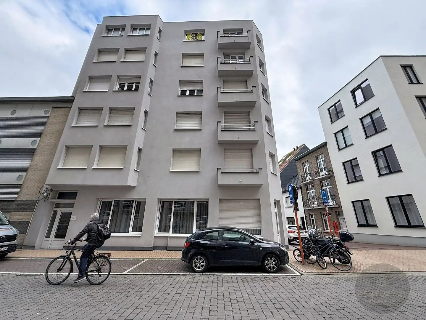 INSTAPKLAAR 2 slaapkamer app te BLANKENBERGE foto 12