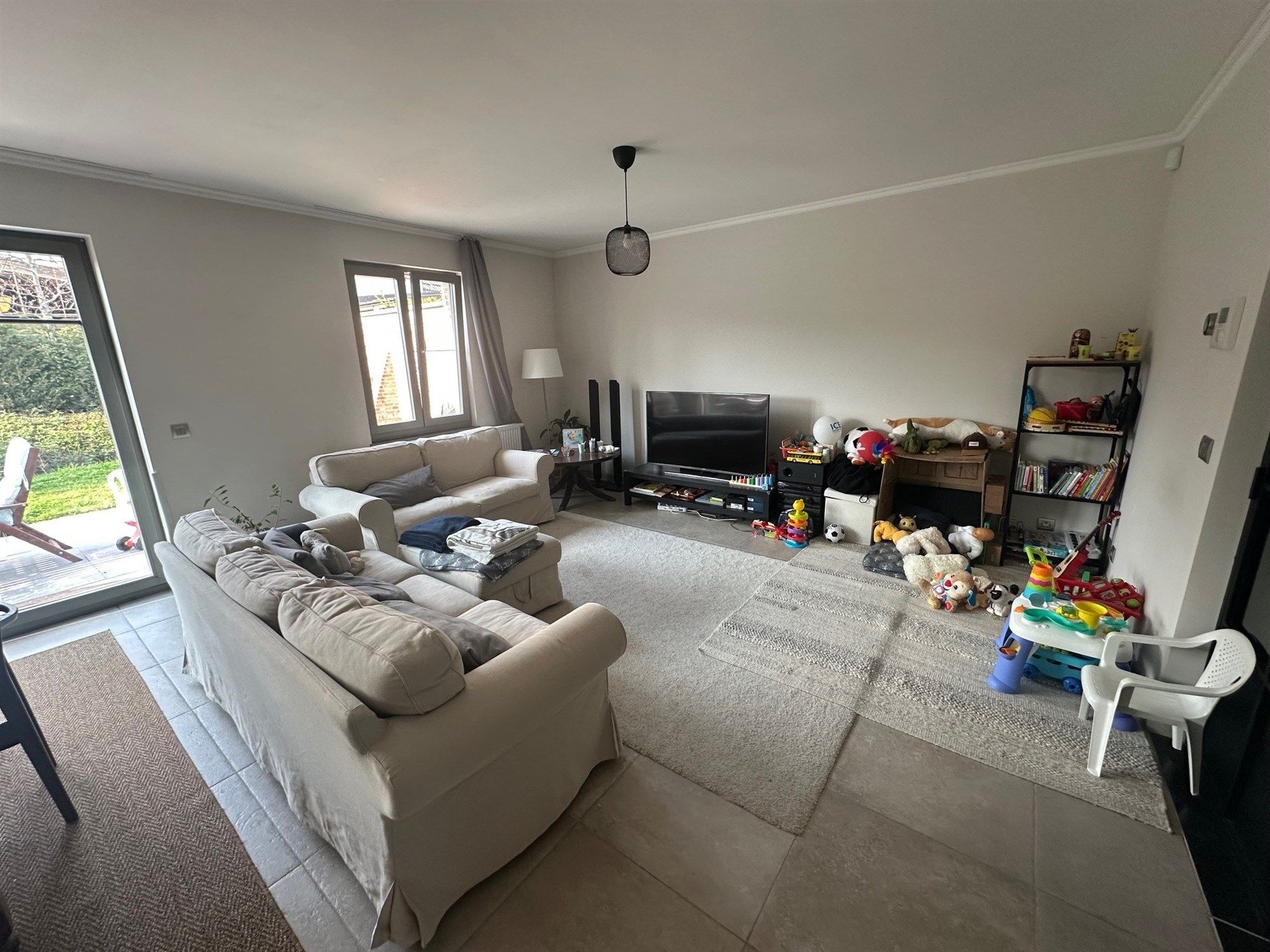 Prachtige woning met 4 slaapkamers in landelijke stijl foto 5