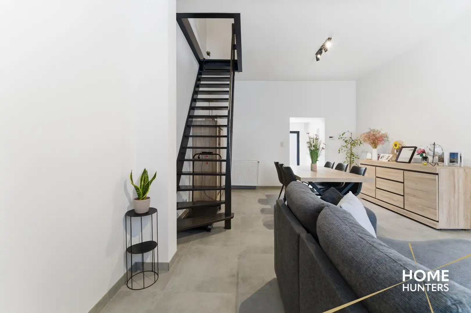 Instapklare woning met prachtige tuin op rustige ligging in Ieper foto 3