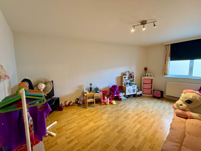 Ruim appartement met 2 slaapkamers foto 9