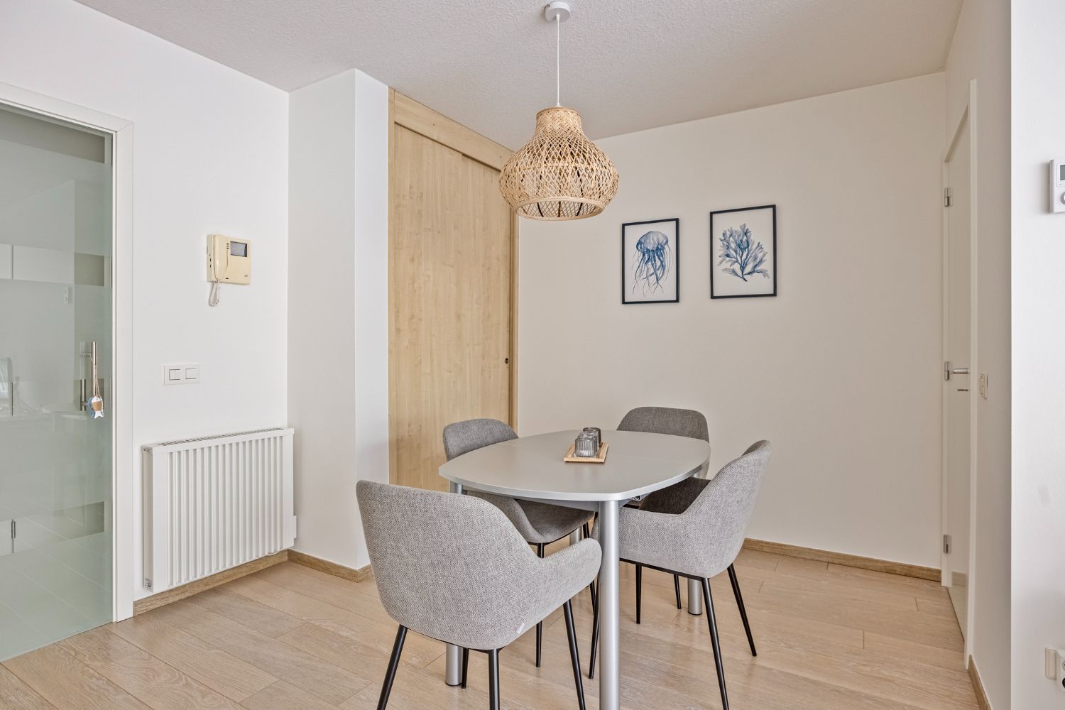 Super gezellig appartement met 1 slaapkamer en lateraal zeezicht foto 8