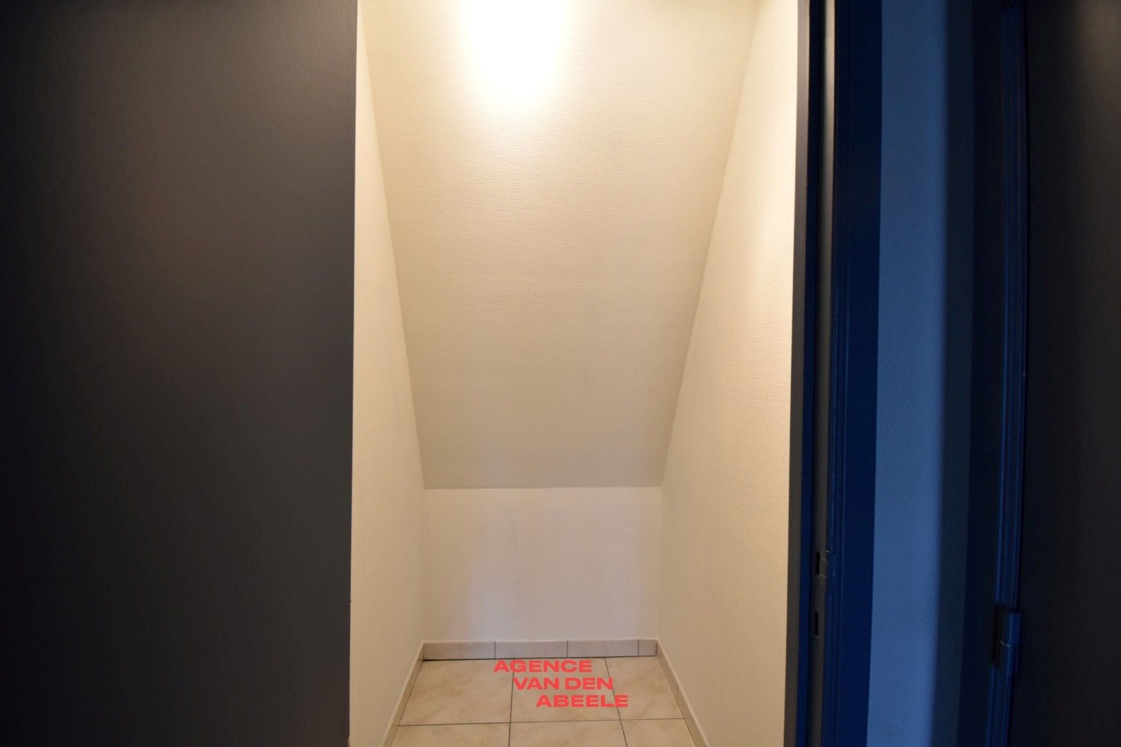 Zeer lichtrijk appartement met 2 slaapkamers en terras  foto 12