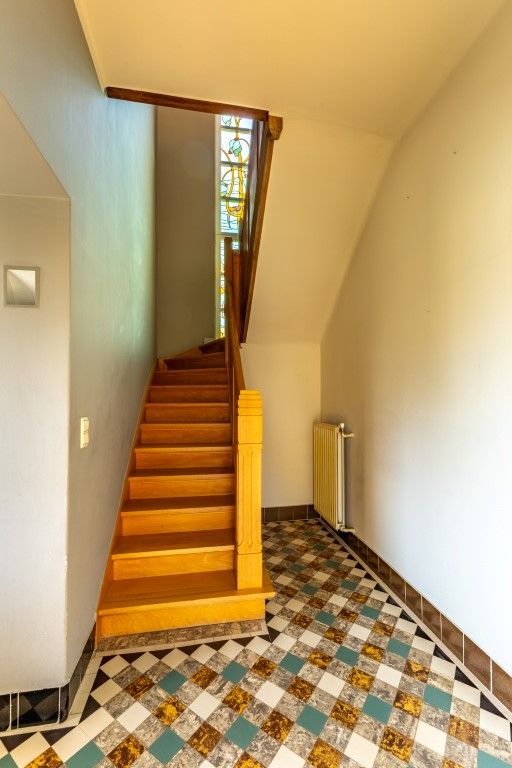 Unieke villa in groene omgeving foto 5