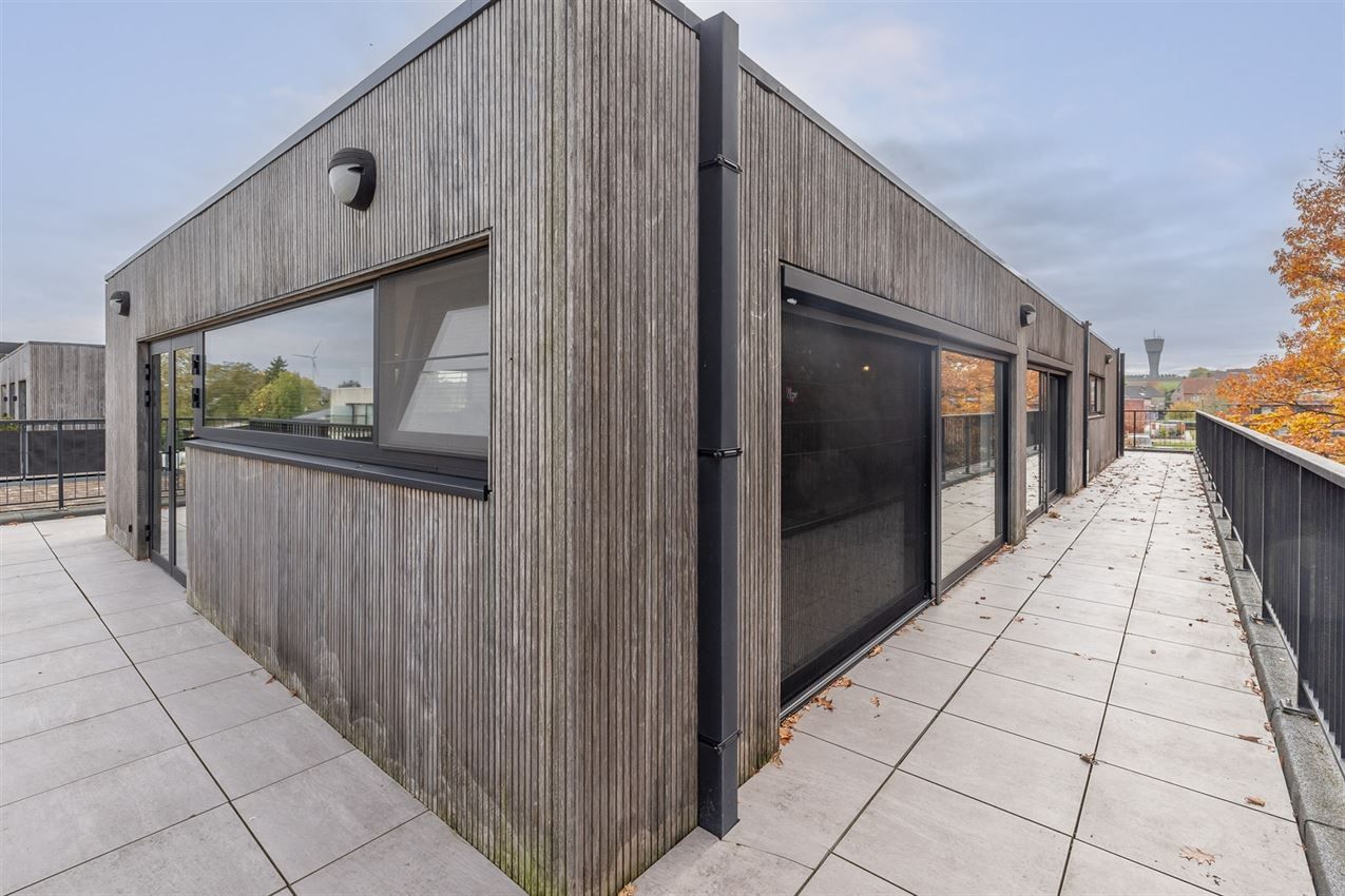 Penthouse met 3 slpk., riant terras, autostaanplaats en kelderberging foto 42