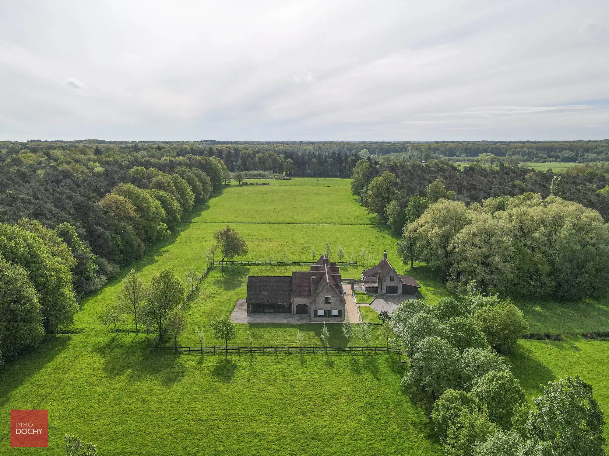Idyllisch landhuis “De Lentehoeve” te midden het groen foto 4