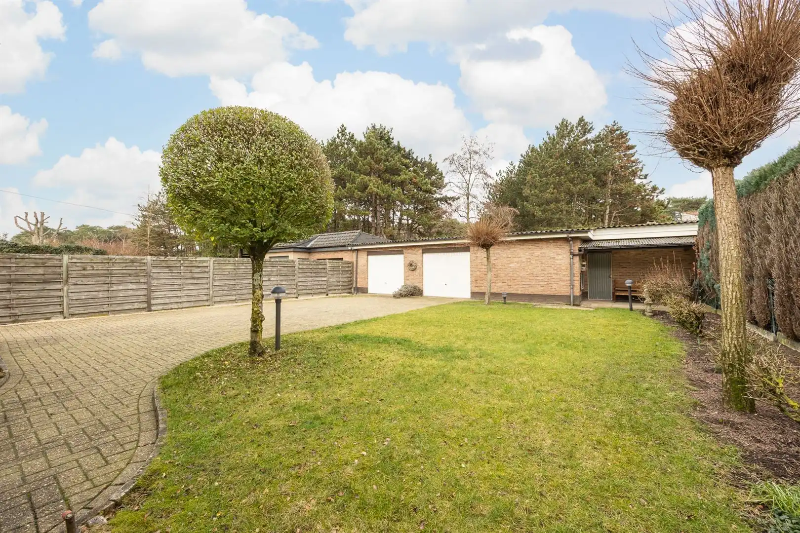 Charmante en karaktervolle woning met erg ruim bijgebouw.  foto 21