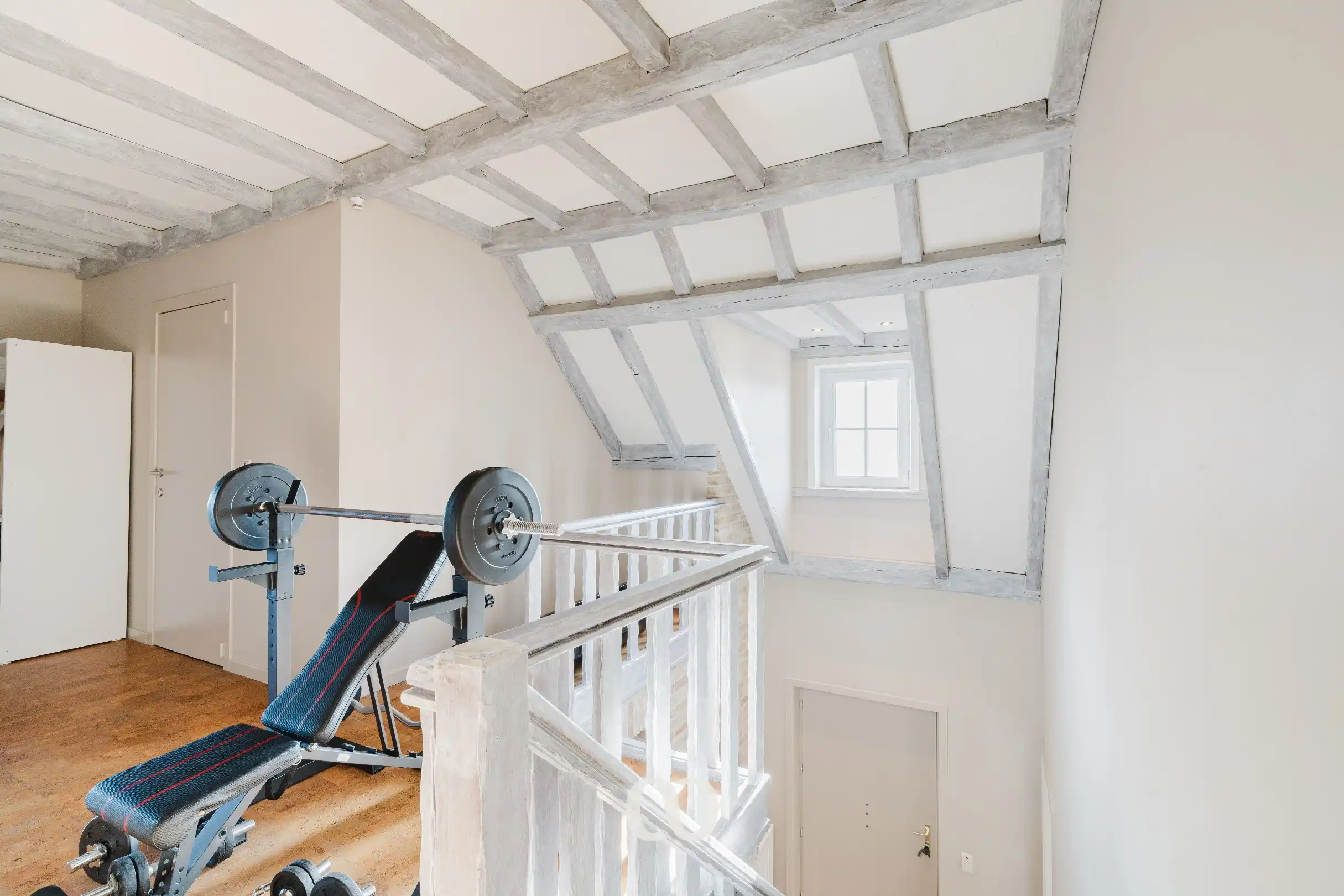 Instapklare gezinswoning met 4 slaapkamers en tuin foto 12
