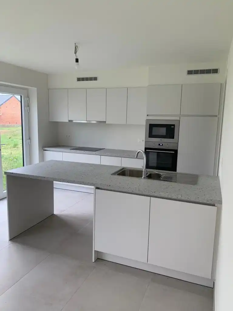 Energiezuinig nieuwbouwwoning met tuin en garage foto 6