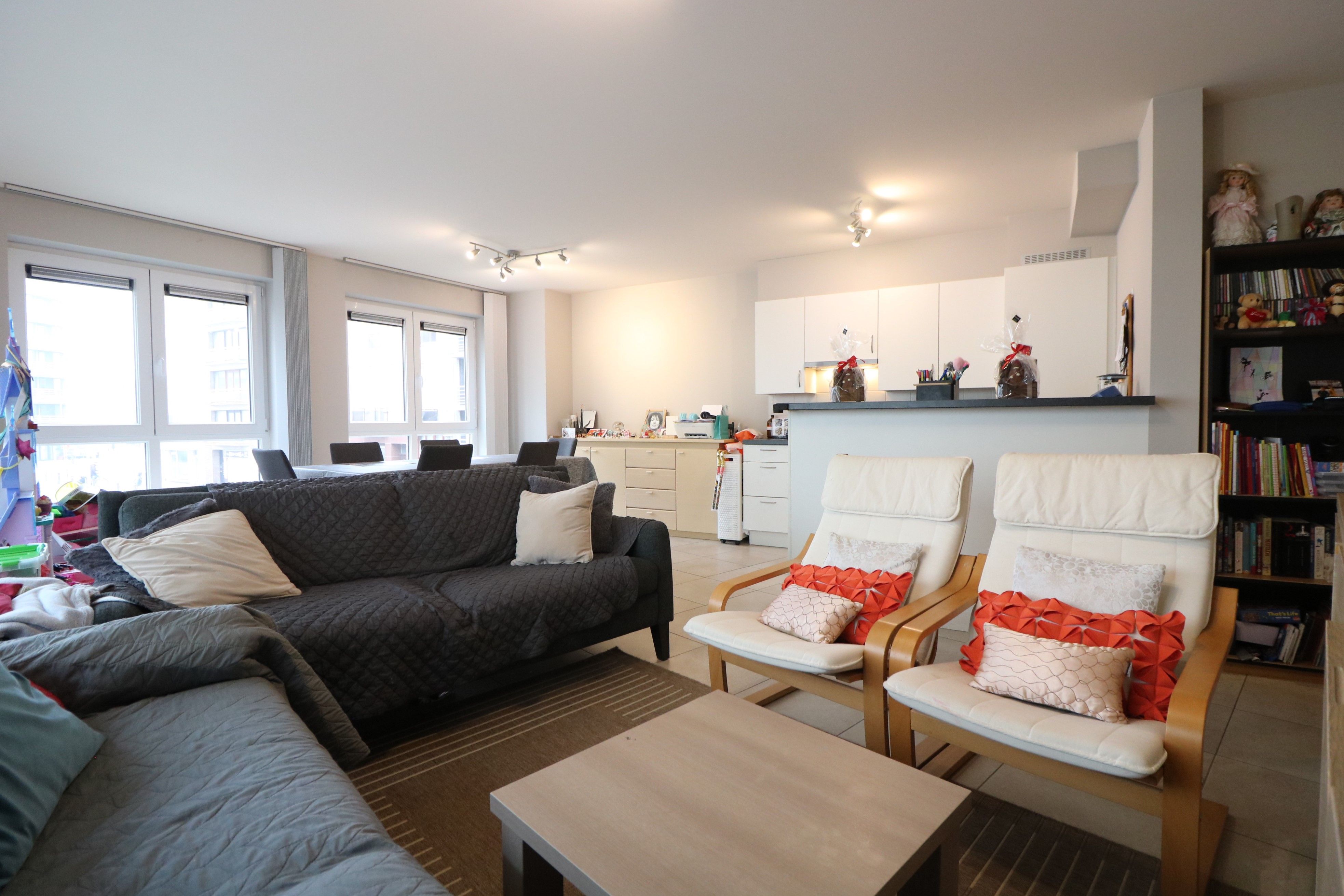 Recent hoekappartement met 2 slaapkamers en open zicht op het Casinoplein. foto 3