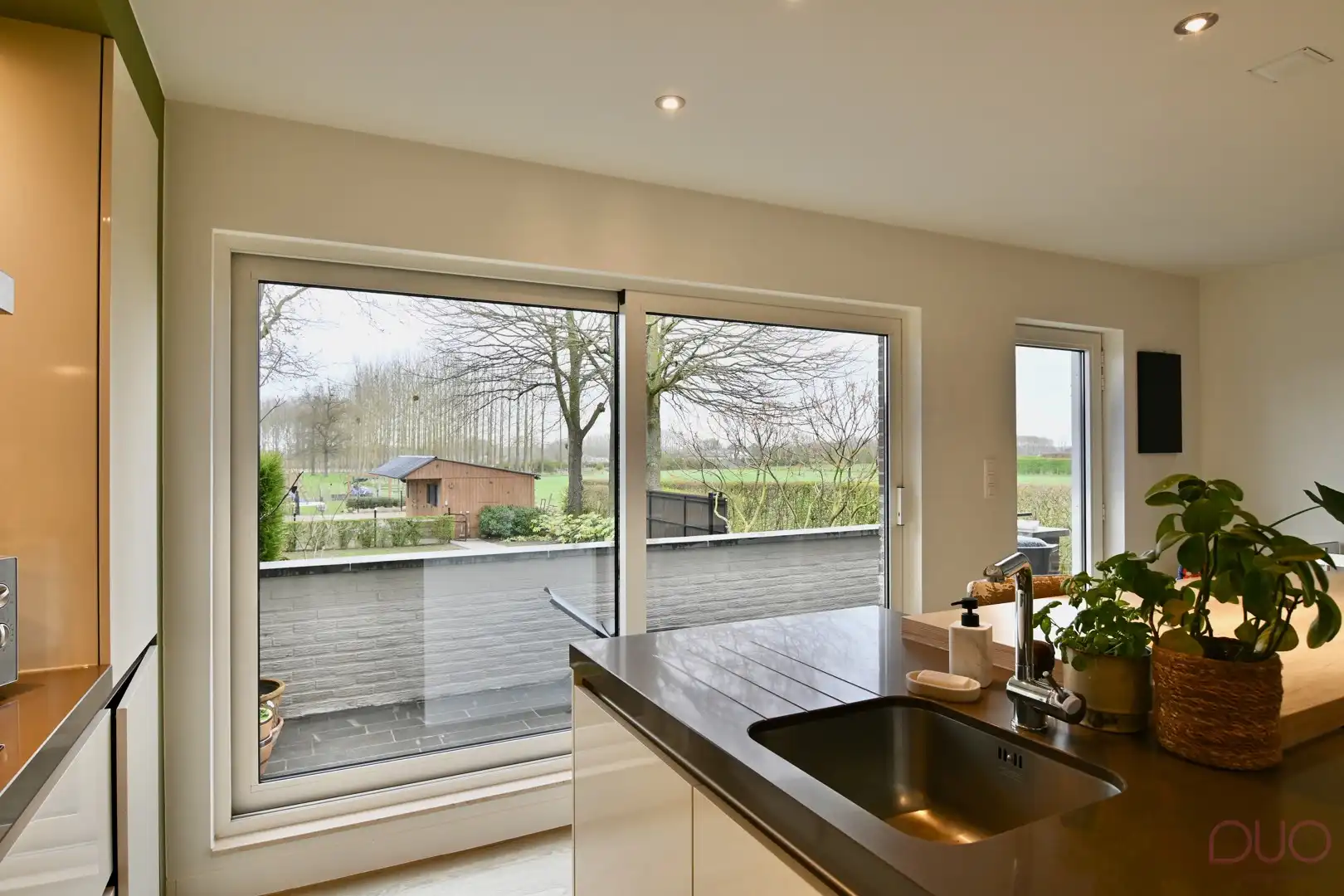 Gerenoveerd halfopen bebouwing op een prachtig perceel van 1h39a60ca inclusief weilanden foto 30