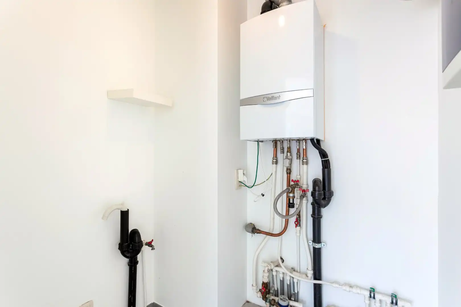 Instapklaar appartement met 2 slpk en parking te Halle foto 10