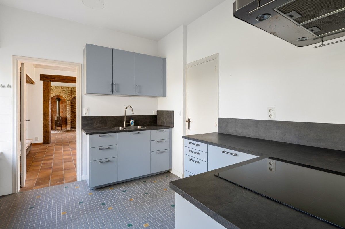 Charmant te renoveren woning op 2192m² aan de voet van het Zoerselbos. foto 11