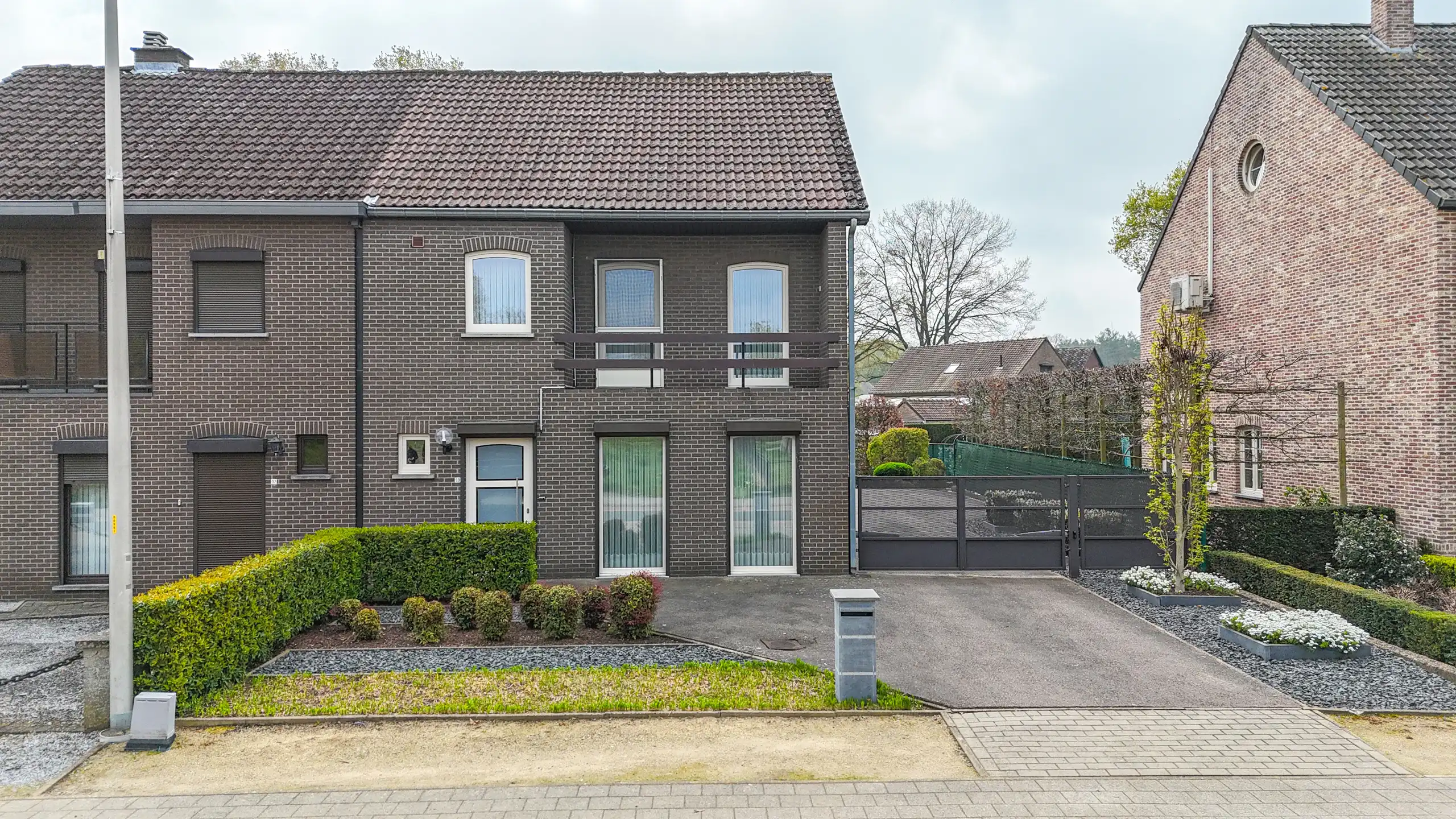 Charmante halfopen woning in rustige woonwijk te Eversel! foto 32