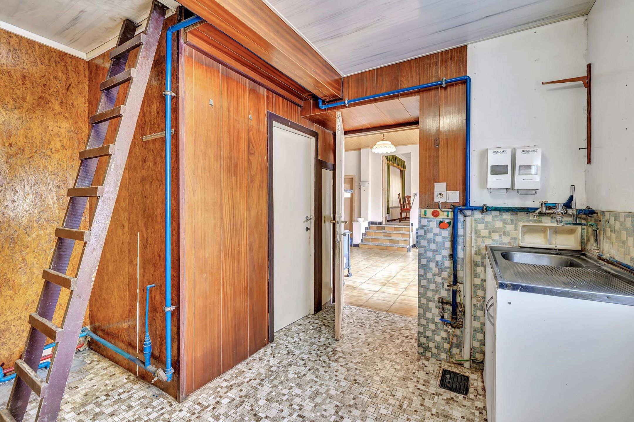 Ruime landelijk gelegen woning met veel potentieel foto 12