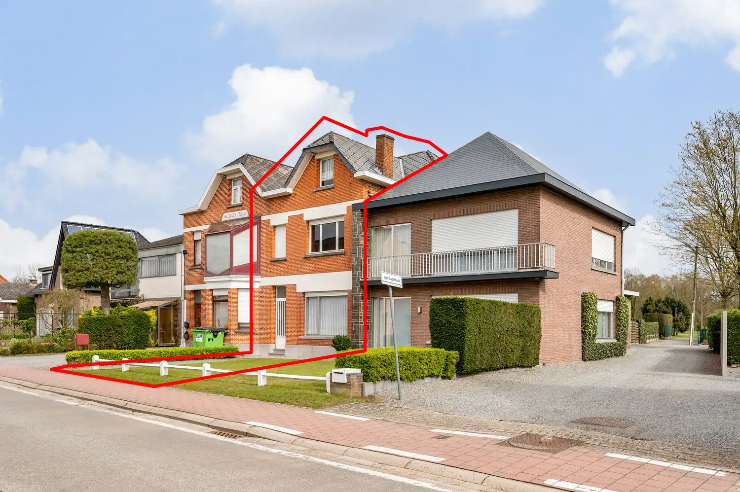 TE RENOVEREN WONING MET 3 SLPKS, PRACHTIGE TUIN + ACHTERLIGGENDE STAANPLAATS foto 40