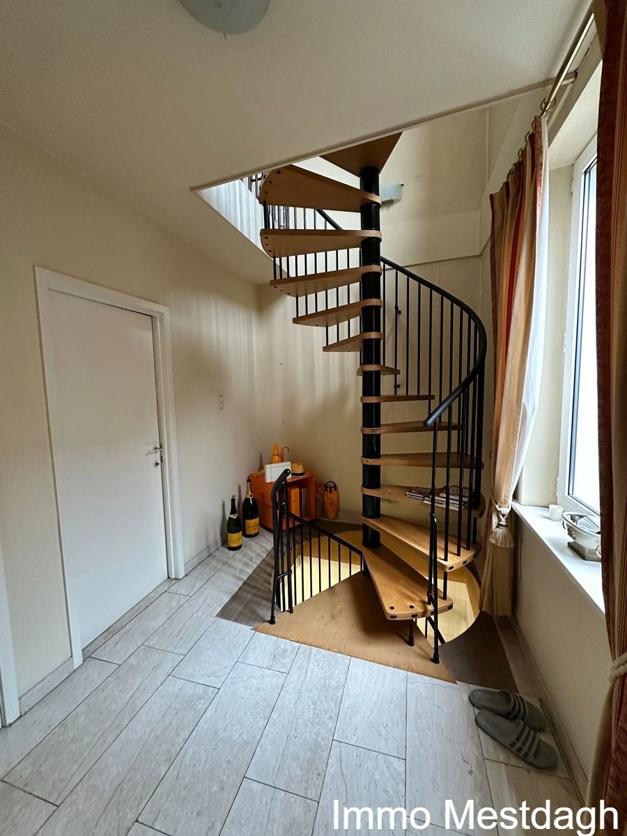 Uitzonderlijk Vastgoed in Centrum Diest: Handelshuis met Royale Triplex (577m² totaal) foto 34