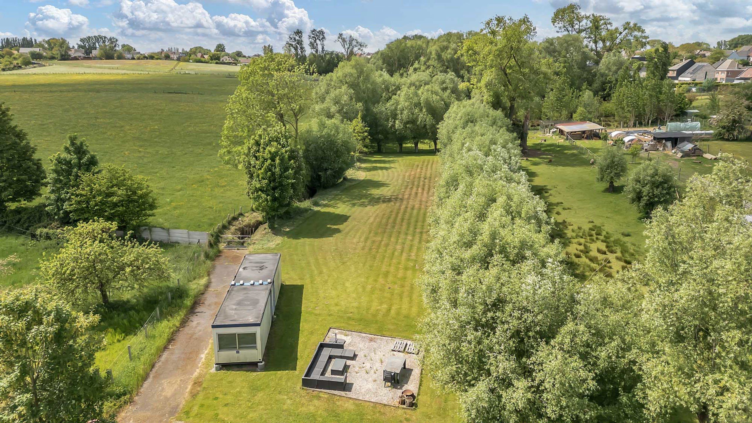 Ruime woning met prachtige tuin en diverse mogelijkheden foto 27