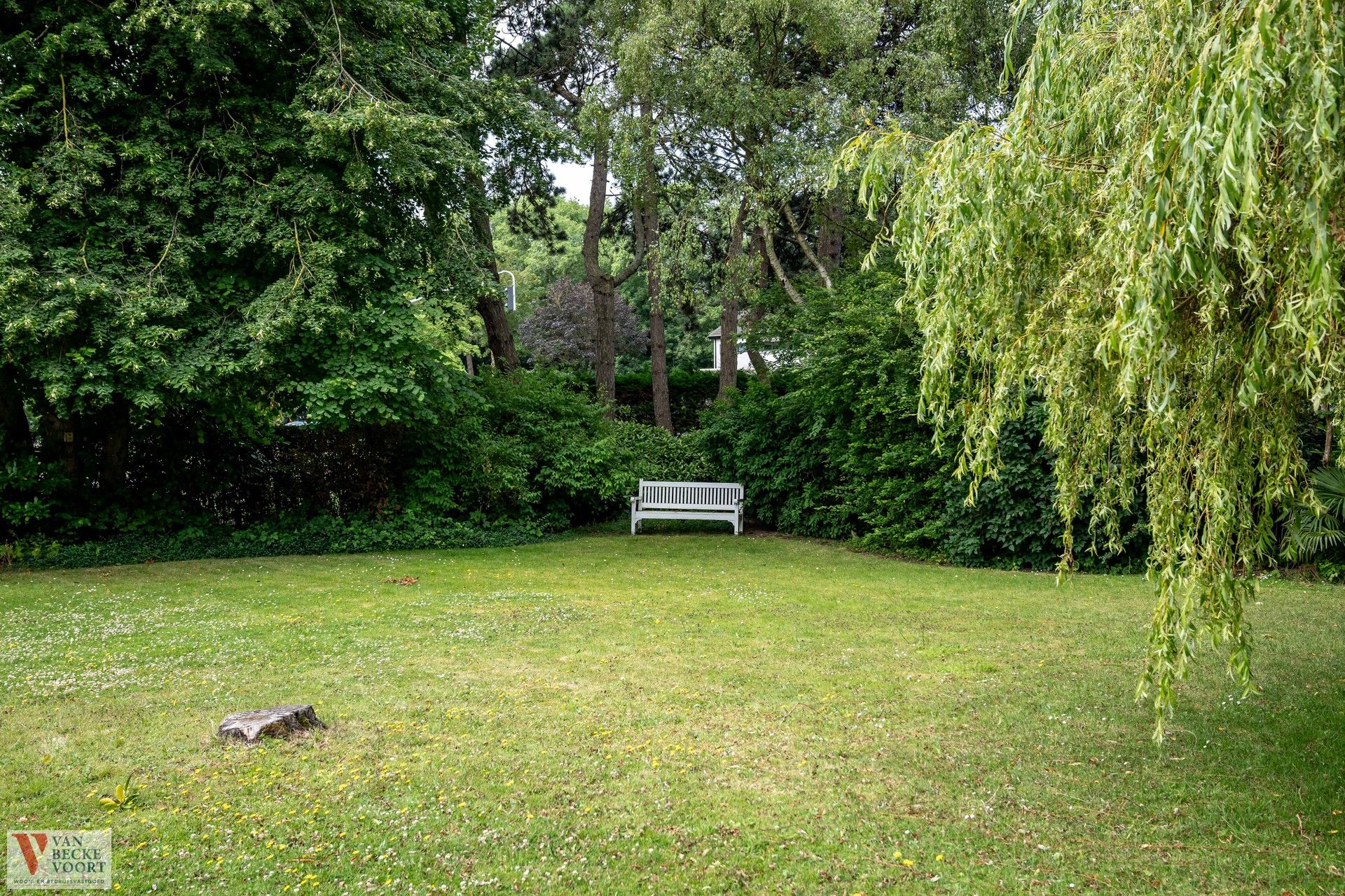 Karaktervolle landhuis op een prachtig domein van 2.030m² foto 14