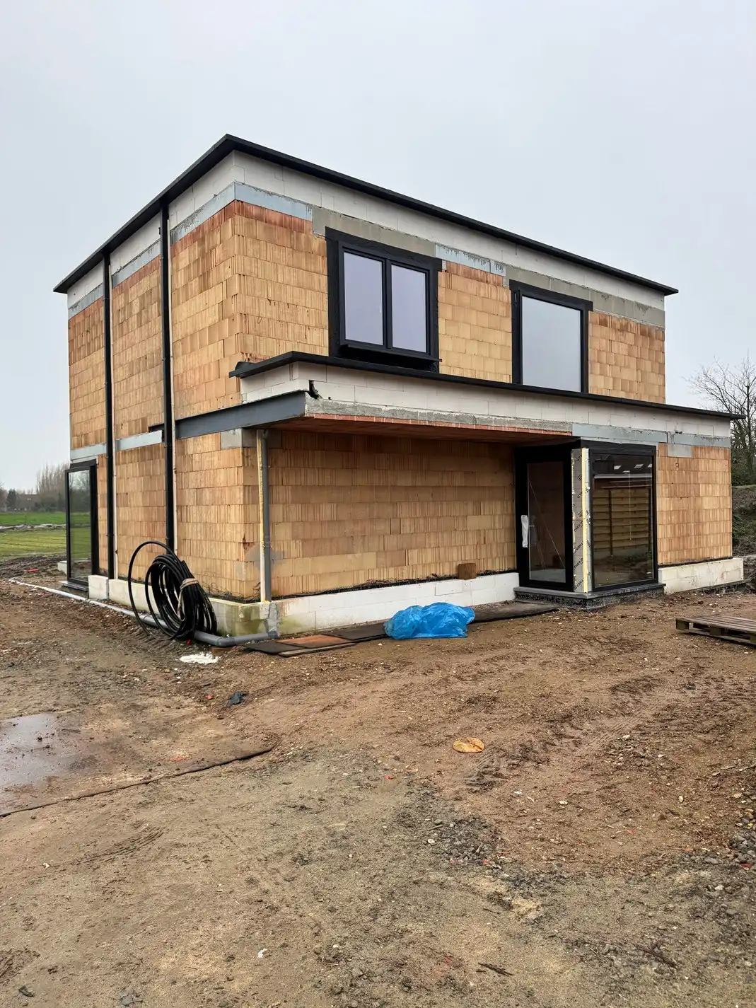 Rustig gelegen alleenstaande nieuwbouwwoning met 3 slaapkamers en prachtig zicht op de velden te Gistel  foto 6