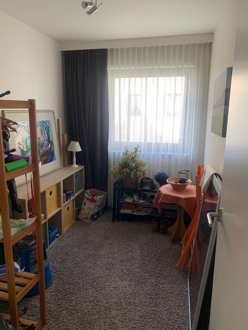Gemeubeld appartement met twee slaapkamers én garagebox - frontaal zeezicht foto 3