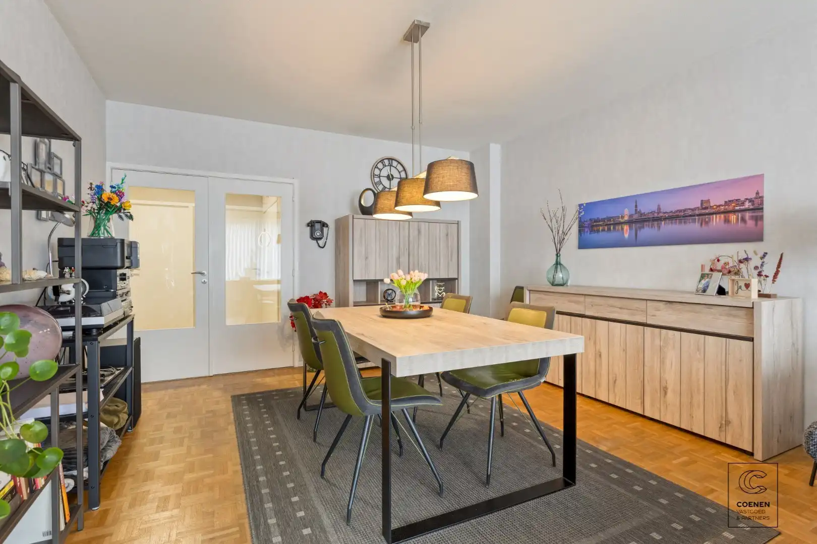 Instapklaar appartement van 91 m² op een gunstige locatie te Deurne! foto 5