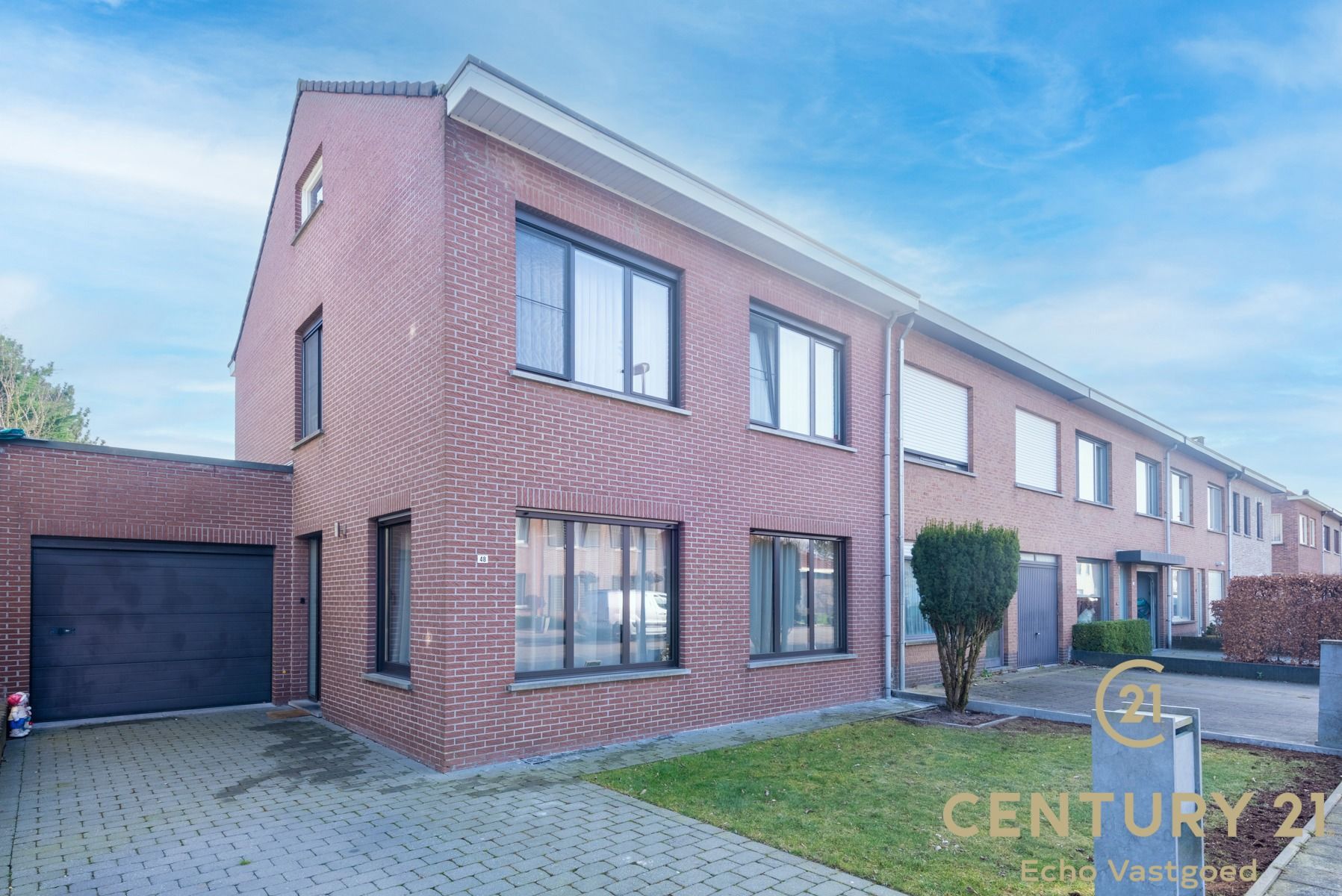 ()=>{if(producerUpdateValueVersion(node),producerAccessed(node),node.value===ERRORED)throw node.error;return node.value} Rood Kruisstraat 48 - 2300 Turnhout