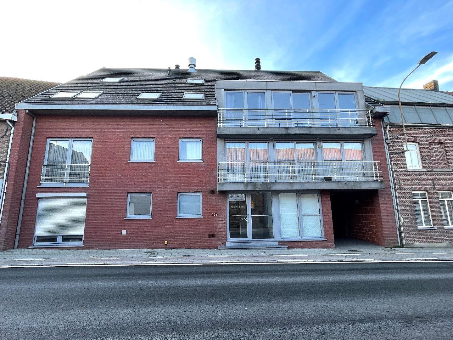 Uiterst lichtrijk appartement met heel groot terras en garage! foto 22