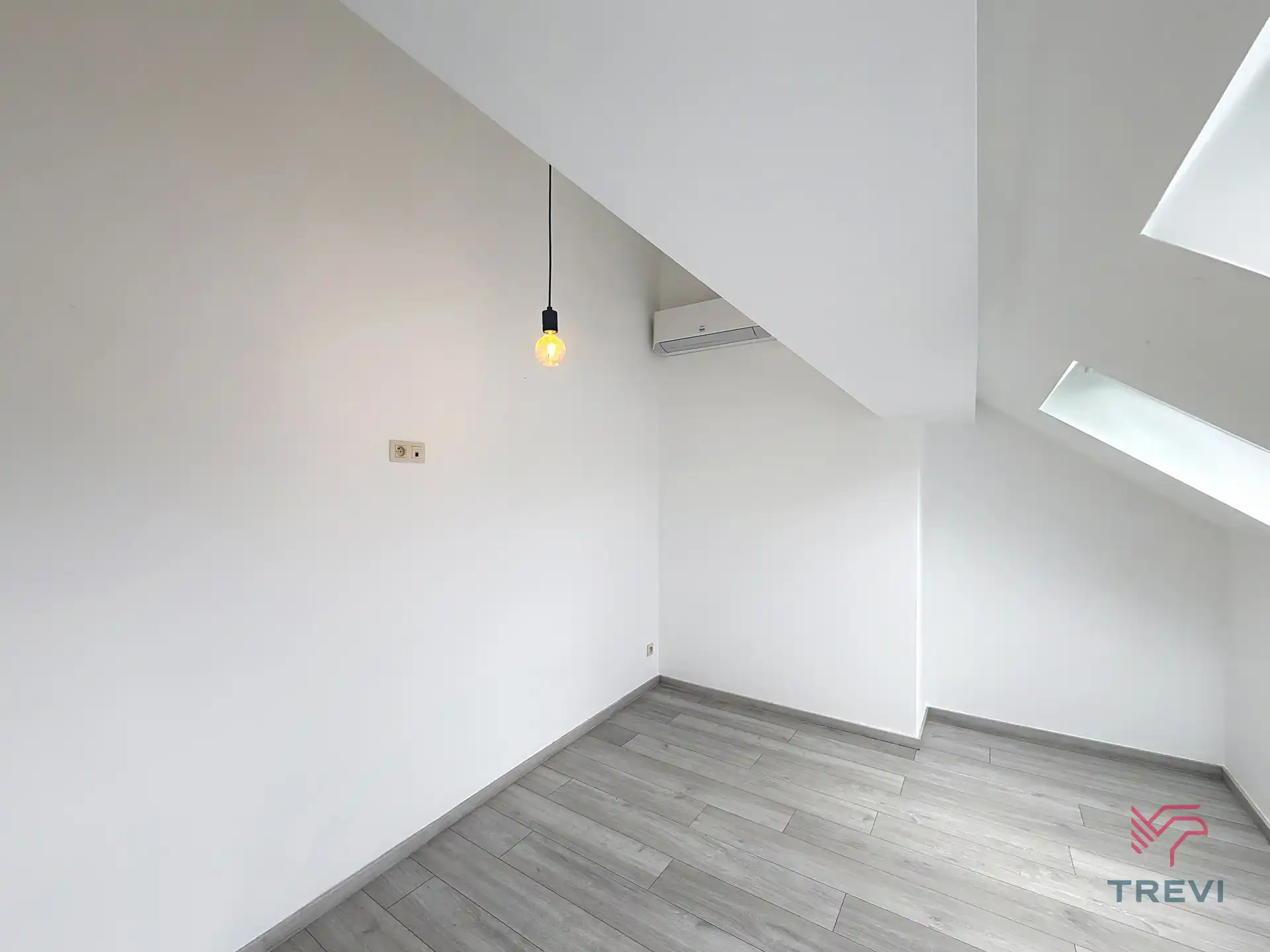 Prachtig duplexappartement met 2 slaapkamers! foto 9