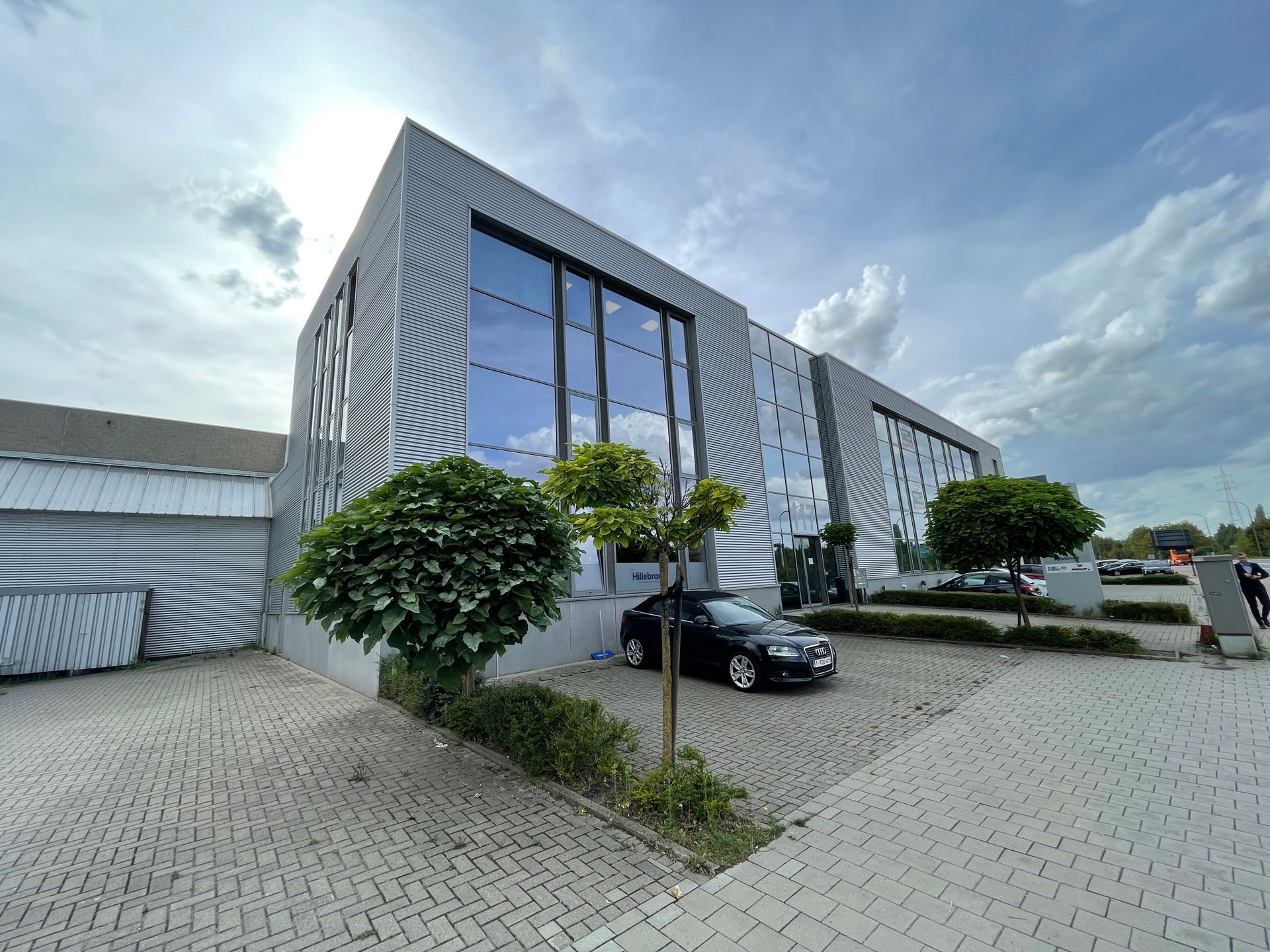 Kantoorruimte te huur te Antwerpen Haven foto {{pictureIndex}}