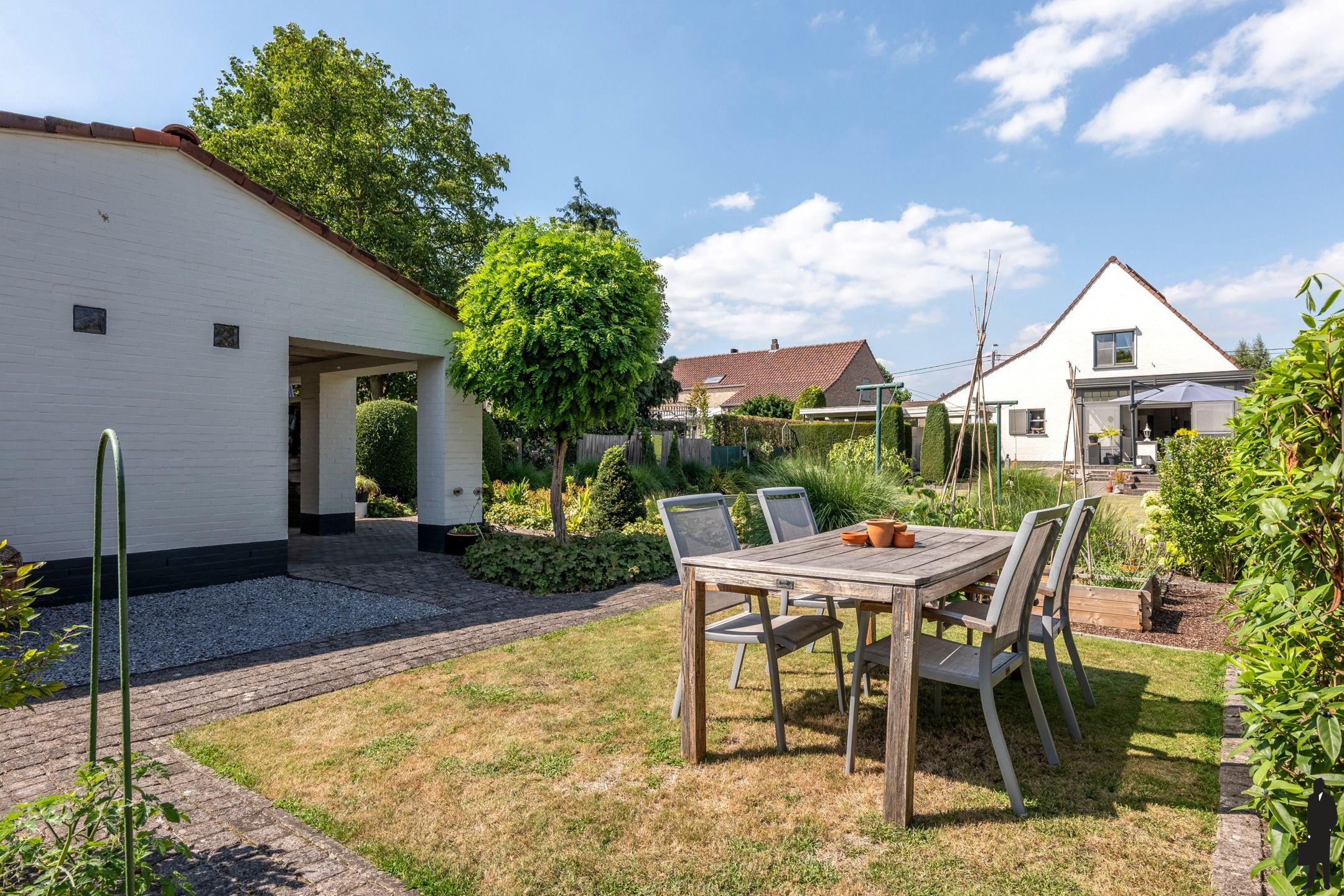 Lichtrijke villa, vlakbij natuur met 3 slpk. op zuidperceel foto 22