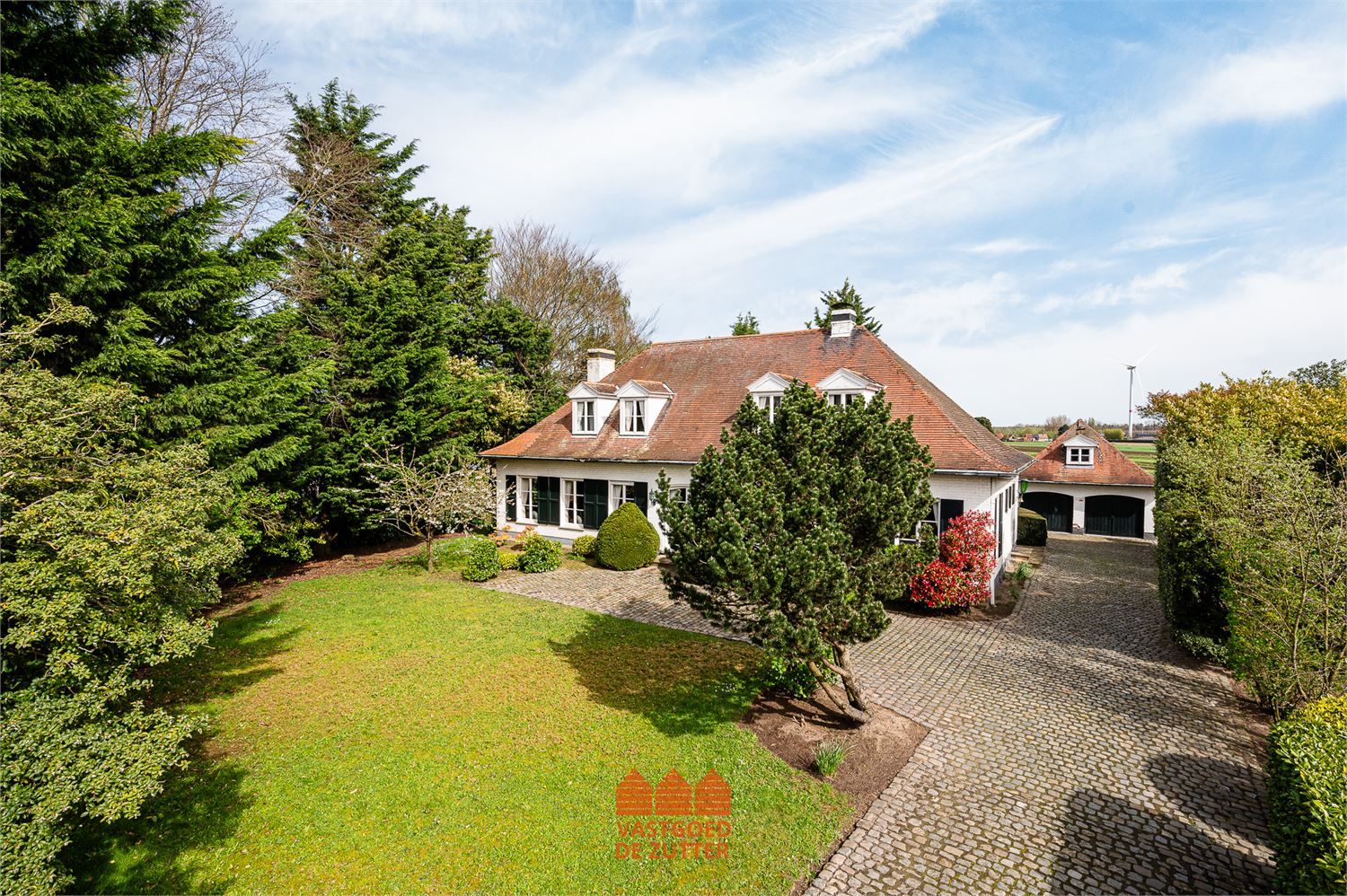 Prachtige stijlvolle villa met panoramisch uitzicht foto 3