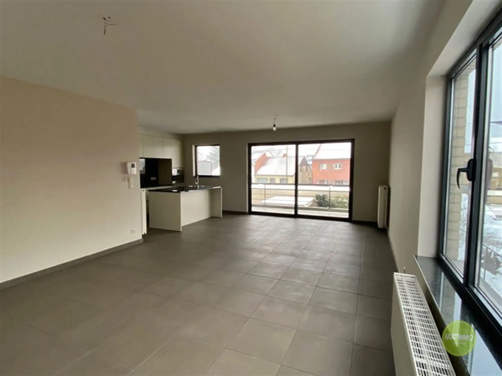 Appartement met 3 slaapkamers, terras én garagebox te Mol. foto 3