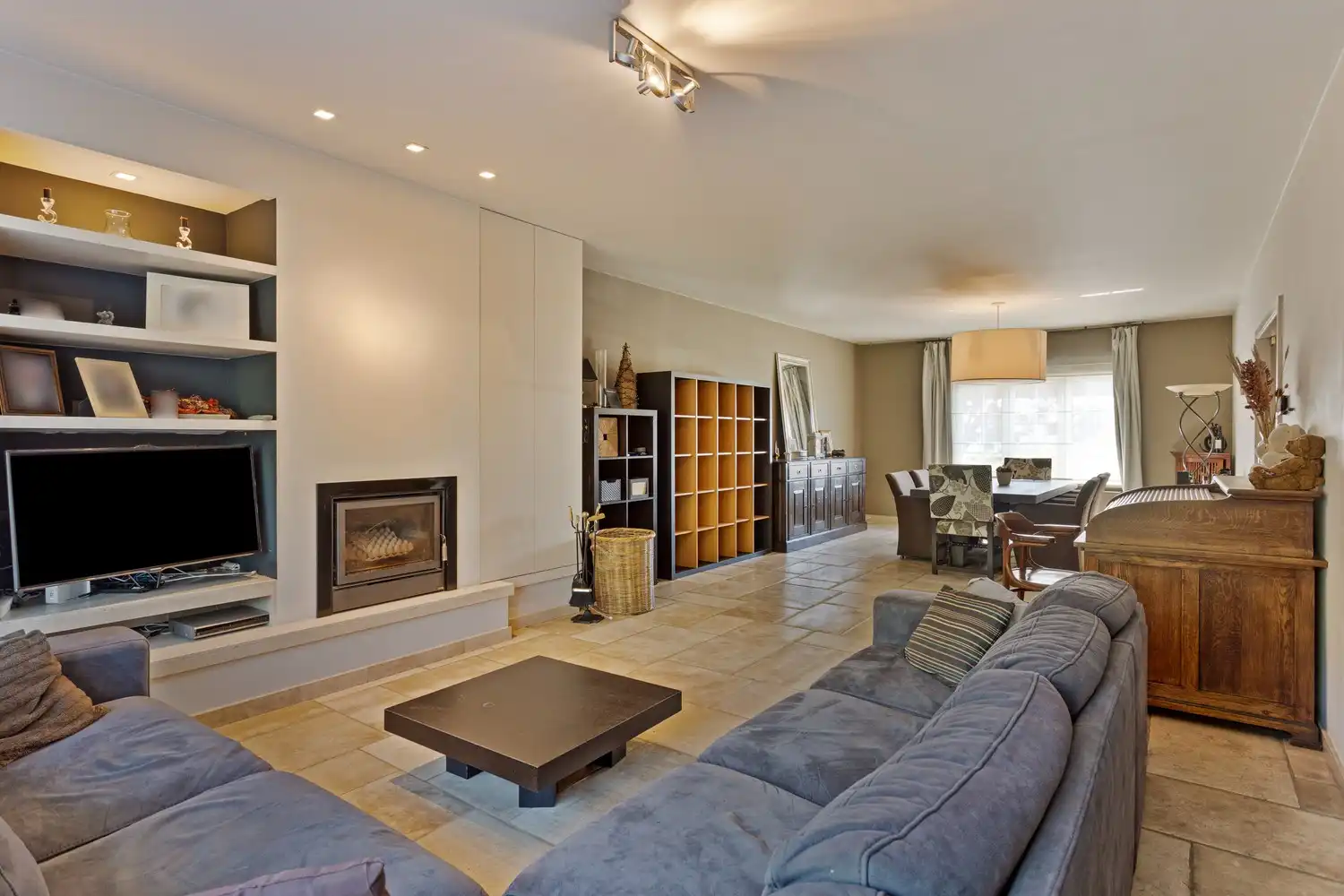 Ruime instapklare halfopen bebouwing op 433m² te Mortsel foto 6