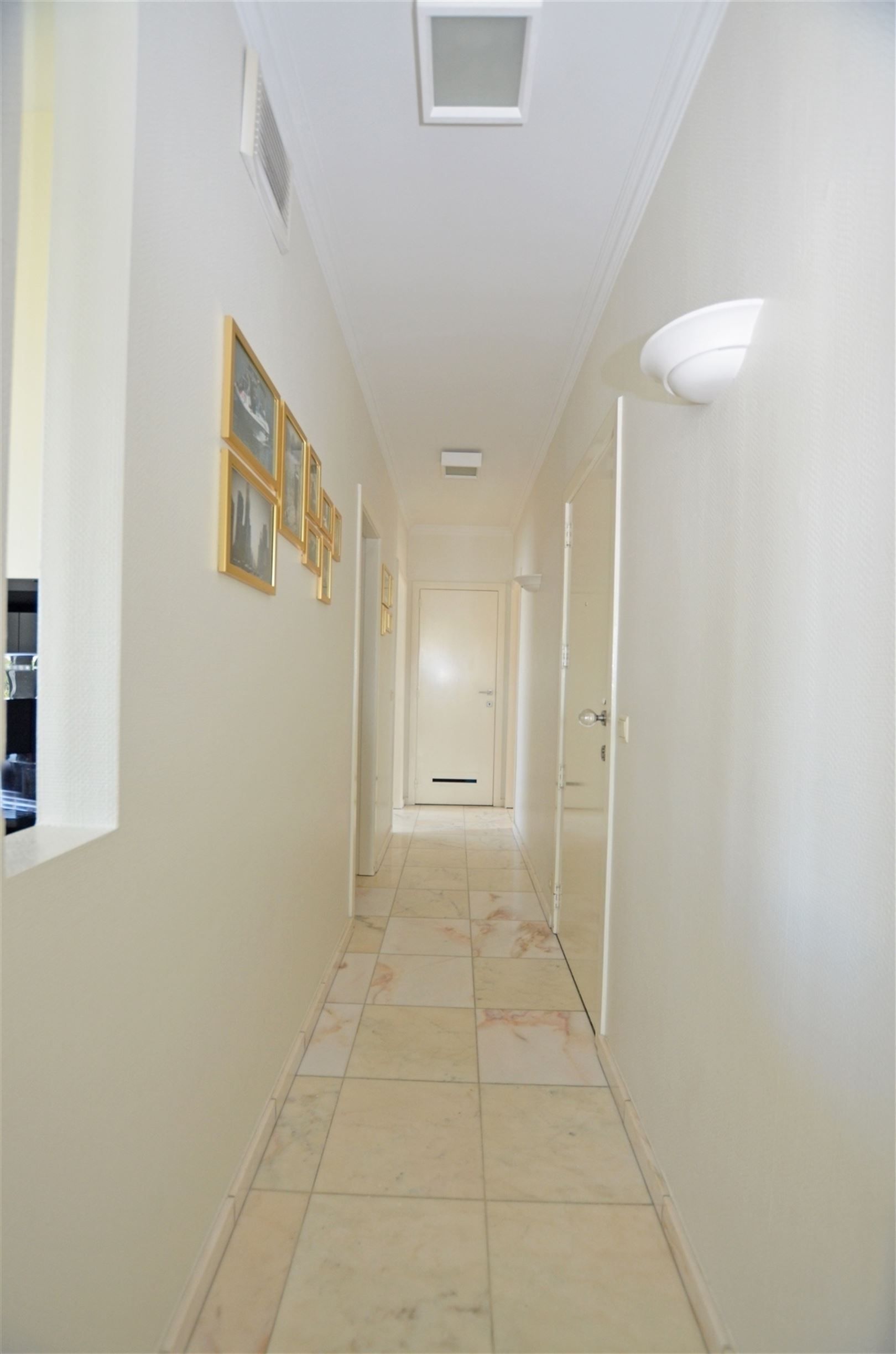 2-Slaapkamerappartement met zicht op de jachthaven van Hasselt foto 13