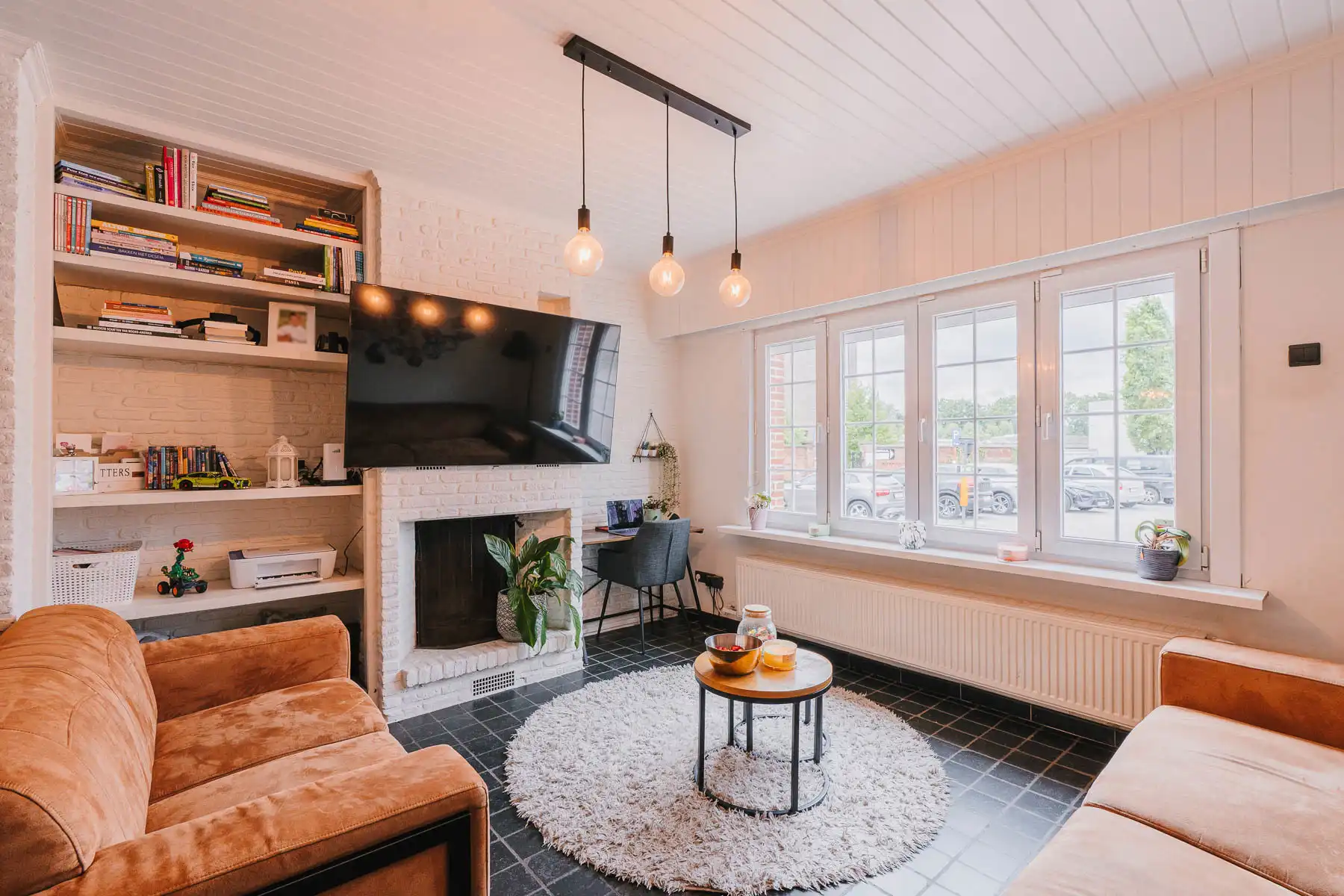 Karaktervolle woning met commerciële mogelijkheden foto 2