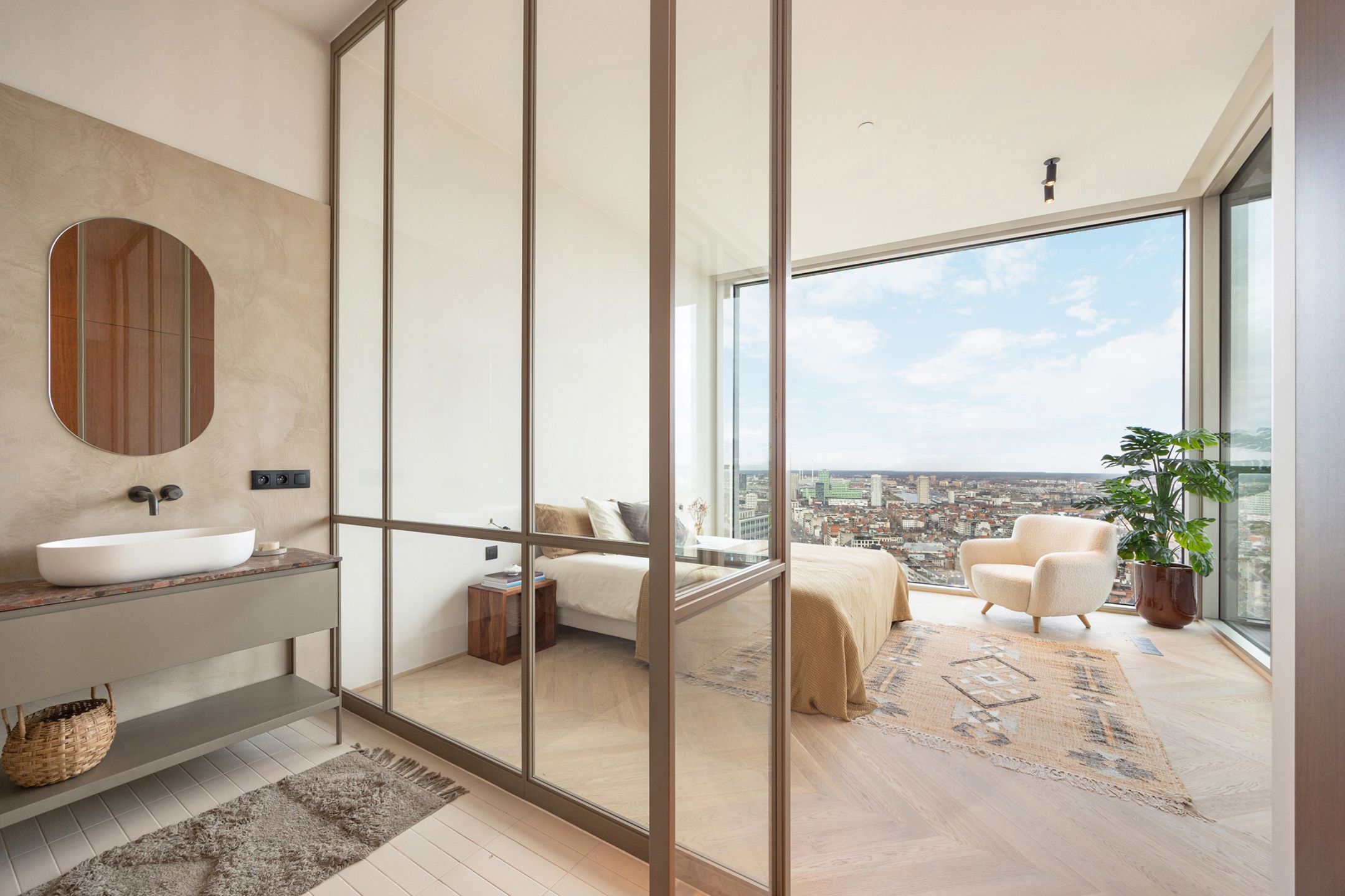 ANTWERPEN - Antwerp Tower  foto 9