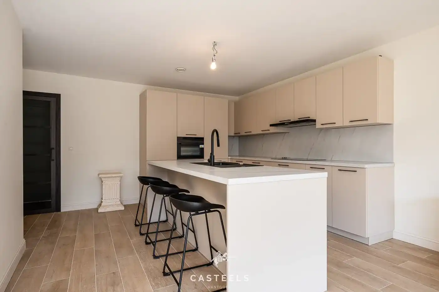 Ruime duplex met zonnig terras te Zelzate te koop foto 11