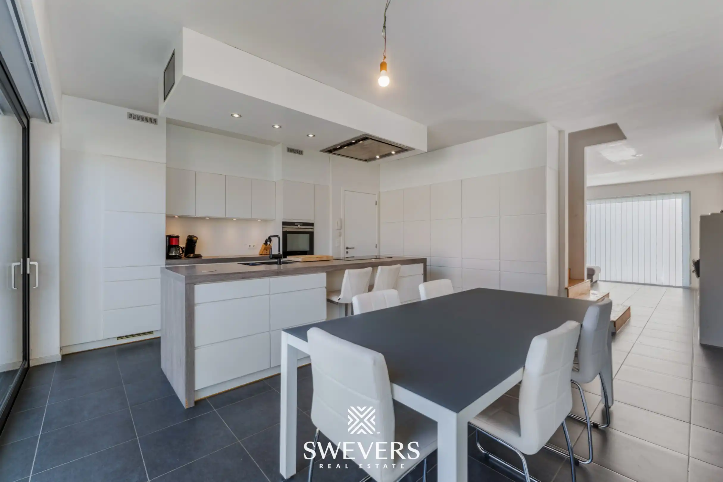 Ruime, energiezuinige open bebouwing met 5 slaapkamers op toplocatie in Alken foto 11