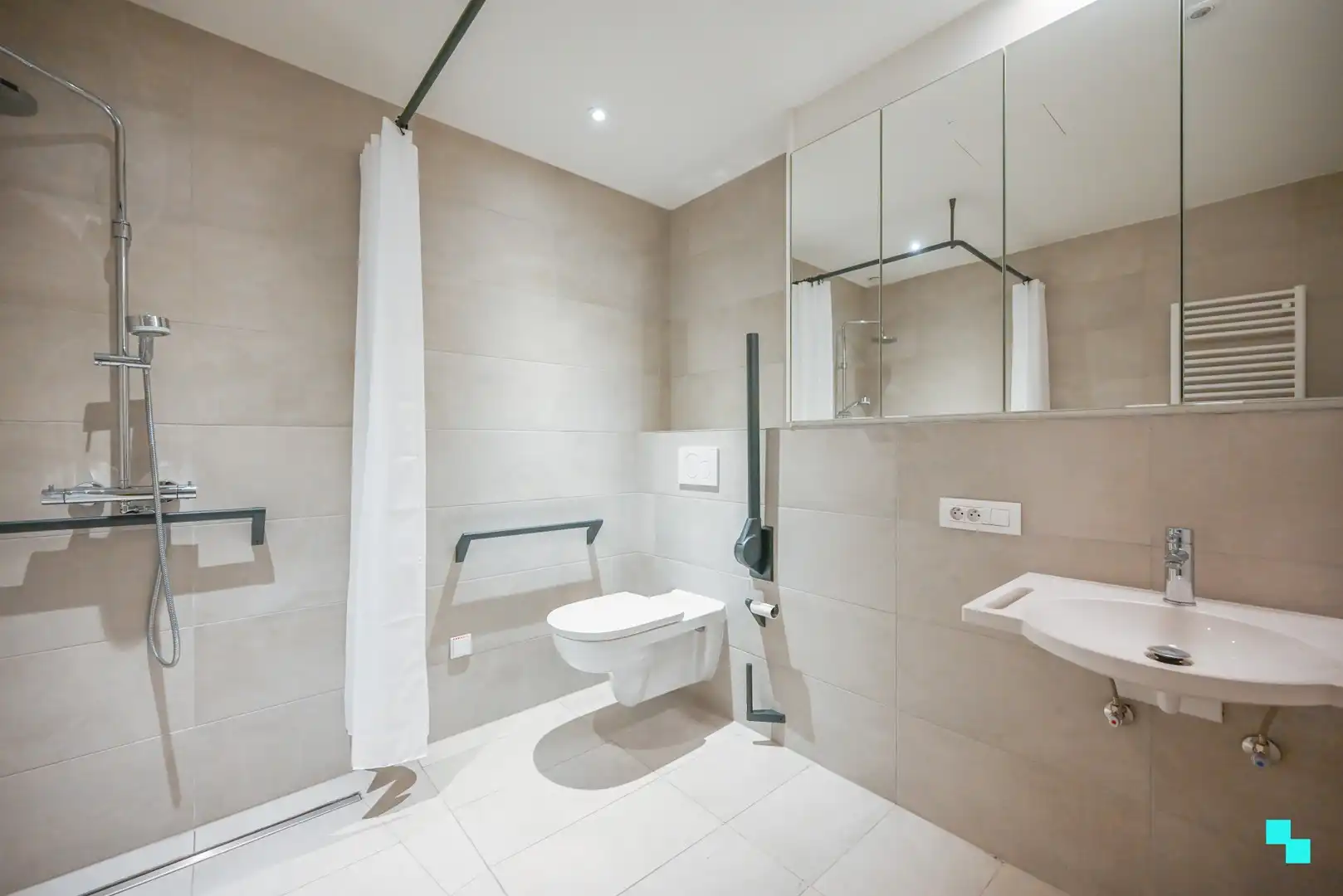 Assistentiewoning in hartje Waregem - Diverse types beschikbaar foto 11