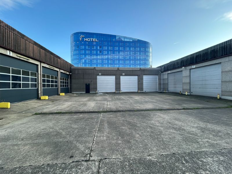 Ruime werkplaats / atelier met kantoren op topligging nabij UZ Gent foto 2