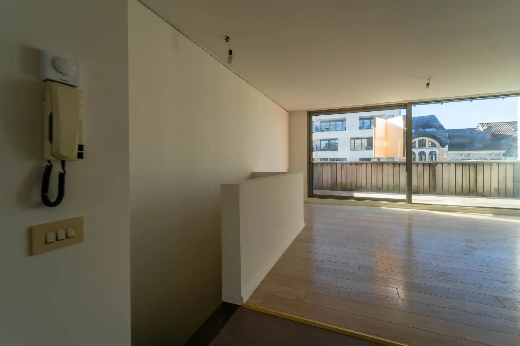 Gerenoveerd appartement met zuidgericht terras op toplocatie vlakbij Gent-Sint-Pietersstation. foto 23