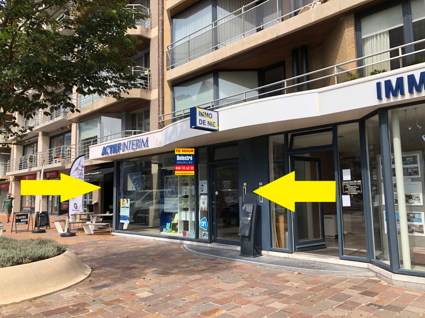 GOED GELEGEN COMMERCIEEL GELIJKVLOERS foto {{pictureIndex}}