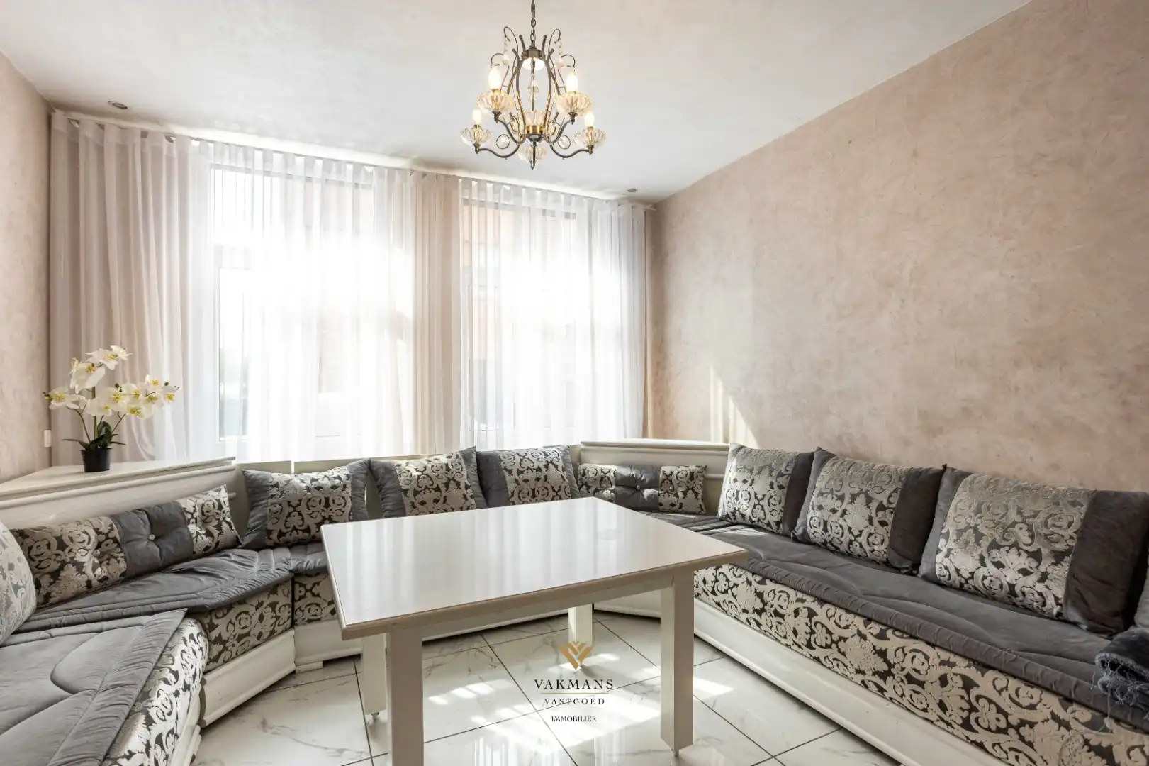 Familiale woning in rustige buurt foto 4