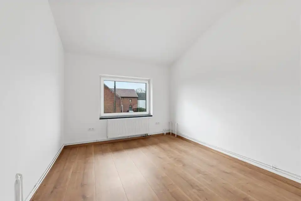 KNUSSE GEZINSWONING MET 3 SLKS IN HET LANDELIJKE KORTIJS foto 27