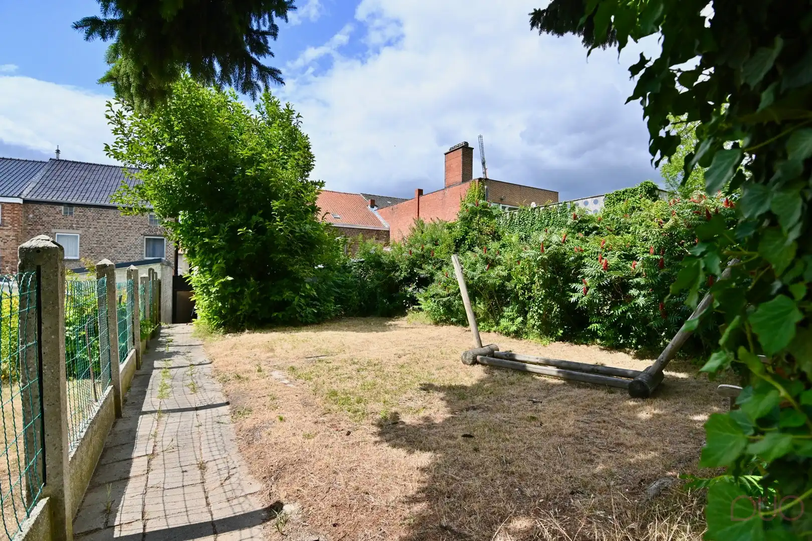 Charmante rijwoning met stadstuin, centraal gelegen in Landen foto 21