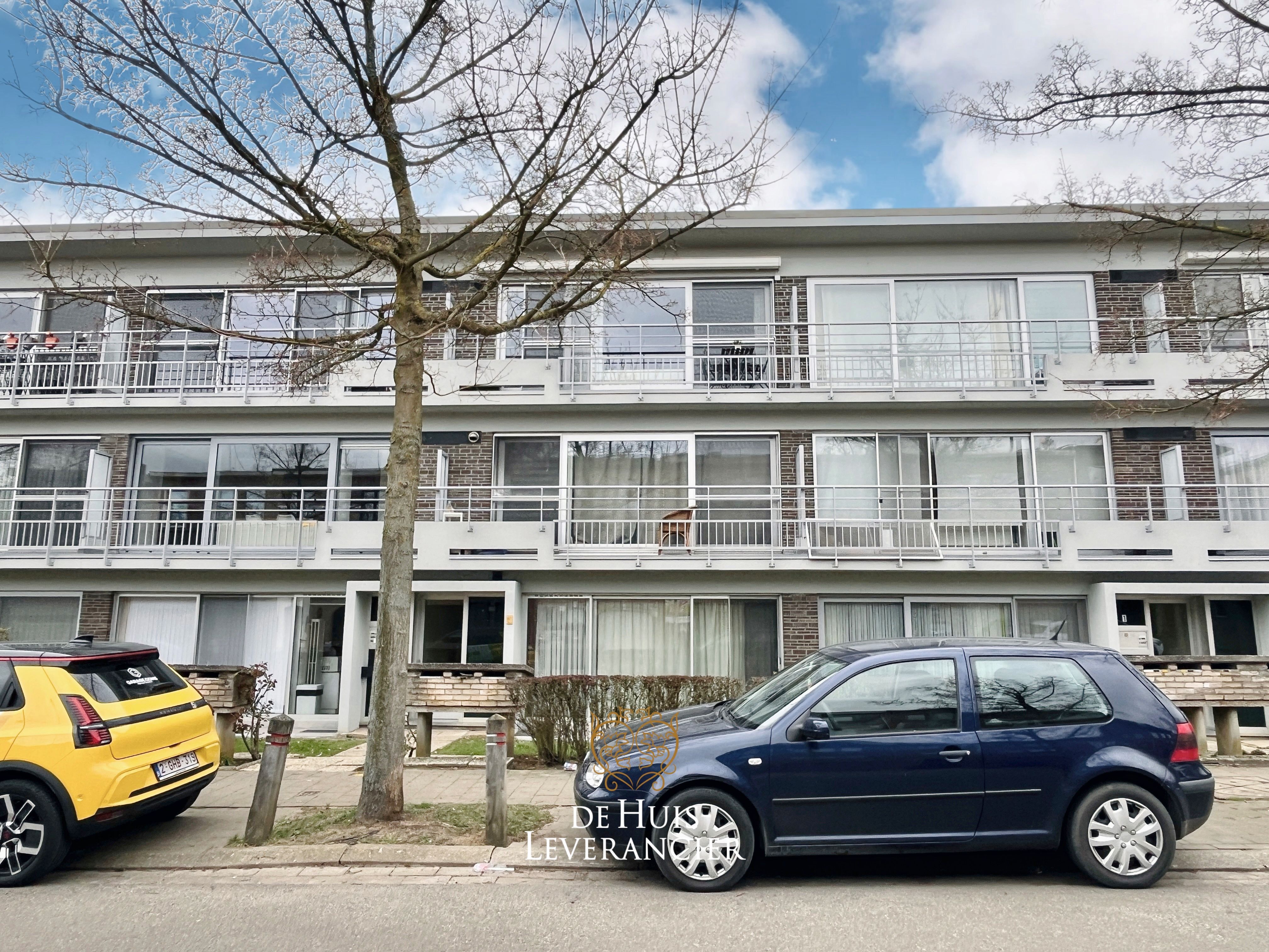 Gerenoveerd appartement met 2 slaapkamers, garagebox en berging te koop in Edegem foto 24