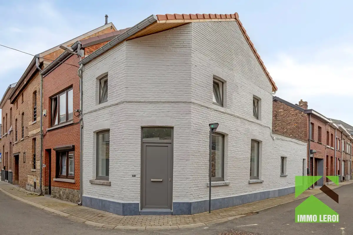 Energiezuinige, instapklare woning (EPC A) in centrum Tongeren foto {{pictureIndex}}