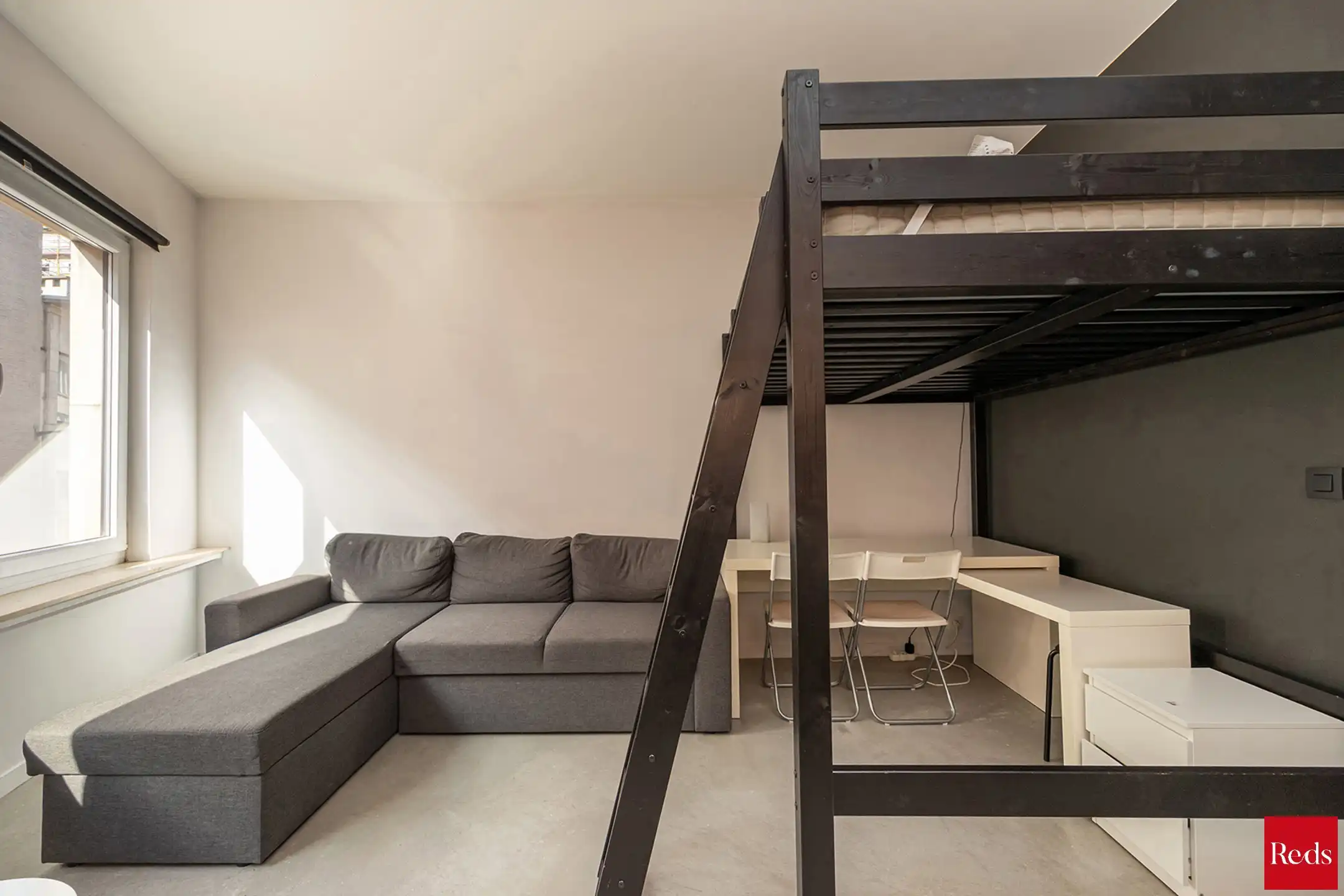 Stijlvolle en Instapklare Studio op Toplocatie in Antwerpen. foto 10